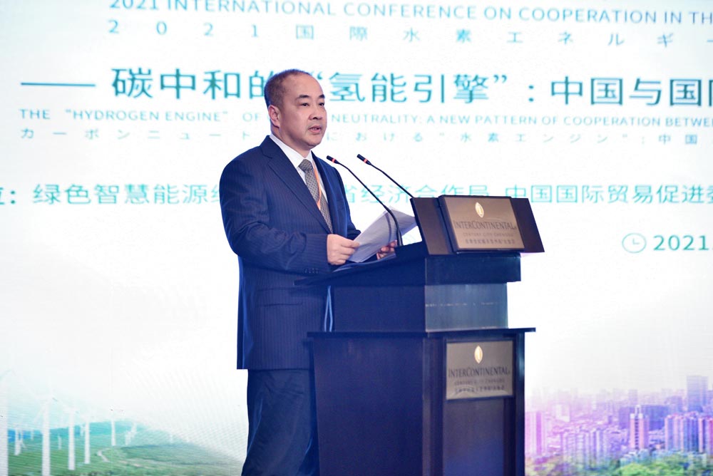 建行四川省分行副行長(cháng)嚴斌致辭.jpg